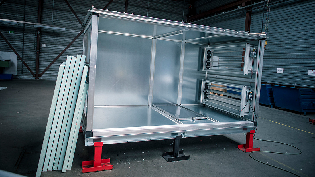 Every meter of our production facility is scanned with a 3D camera. This makes it possible to virtually walk through our factory.