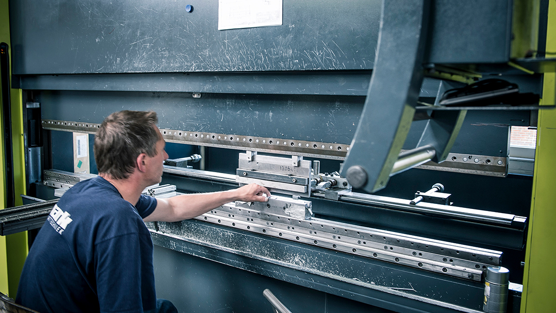 The Mark Holding consists of six companies: six sales and service offices in the Netherlands, Germany, Belgium, Ireland, Poland and Romania and two production companies: one in the Netherlands and one in Ireland.