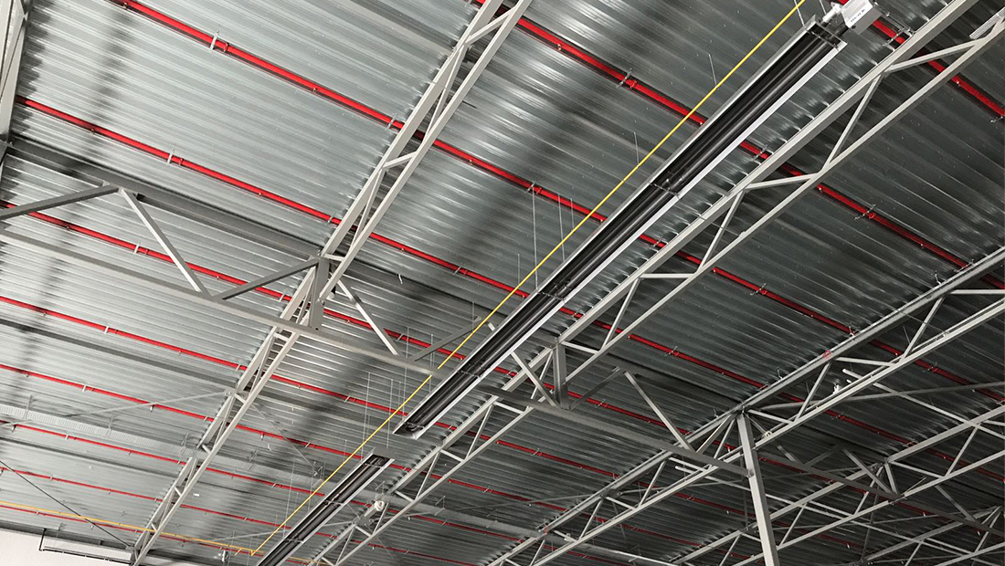 Sometimes large buildings are only partially used by employees. IIn that case, area heating with radiant devices is a suitable solution.